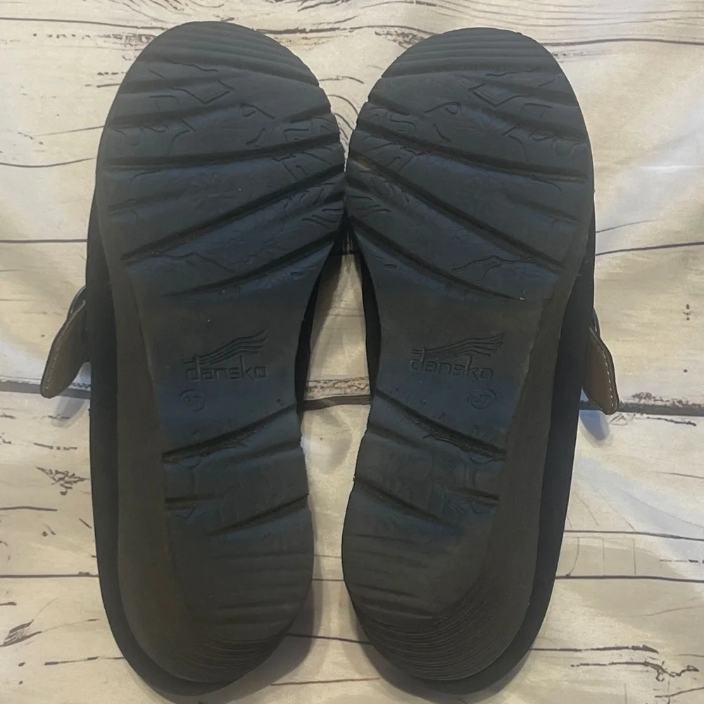 Dansko Clio Black Nubuck Wedge Size EU 37/US 6.5-7 Preowned